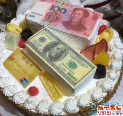 这样的蛋糕谁不想拥有呢？(WWW.m2322.com)