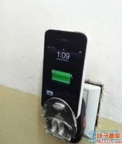 别以为万能充已过时了，教你一招充电方法(WWW.m2322.com)