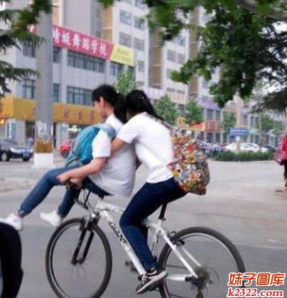 女人没有男人一样可以玩嗨天(WWW.m2322.com)