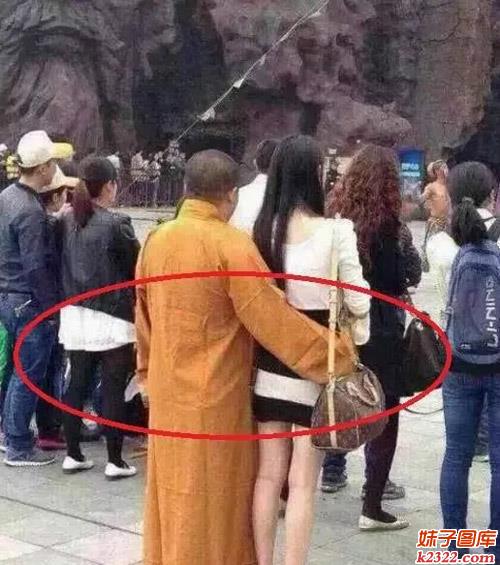 大师撩妹姿势一流 佛祖知道吗？(WWW.m2322.com)
