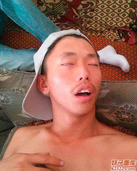 可以说明你的脚太臭，把我都熏晕了(WWW.m2322.com)
