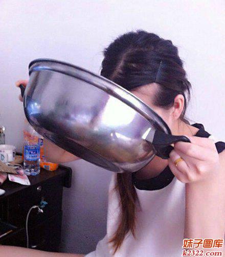真羡慕吃货女汉子，吃这么多还不长胖呀！(WWW.m2322.com)