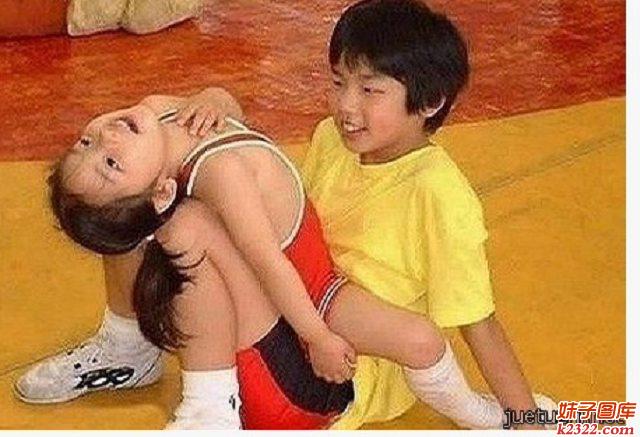 小小年纪竟干出那么多坏坏事(WWW.m2322.com)