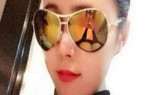 美女的这款眼镜，我真的好喜欢