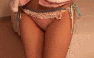 搞笑吧邪恶gif不看你后悔？洗一个澡吧美女好热