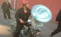 这么大气的灯泡是用来经常开夜车的吗 这么大气的灯泡是用来经常开夜车的吗