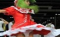 裙子下面怎么有根肉捧顶起的 裙子下面怎么有根肉捧顶起的
