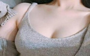 美女销魂的睡姿，勾起我内心的欲望
