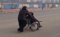 即使你无法走路,我也要用一生来陪伴着你 即使你无法走路,我也要用一生来陪伴着你