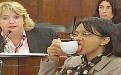 咖啡吃起来真是爽死了 女士把杯子都舔干净了 咖啡吃起来真是爽死了 女士把杯子都舔干净了
