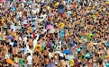 青岛第一海水浴场夏日迎人流高峰图片 青岛第一海水浴场夏日迎人流高峰图片