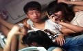 哥们艳福不浅啊，这么的女人都愿意围着你