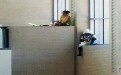 拿着生命在读书的女大学生 拿着生命在读书的女大学生