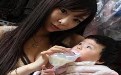 妈妈,你没发现我吸不到奶吗? 妈妈,你没发现我吸不到奶吗?