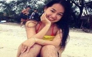 刚想和美女搭讪，结果走近一看吓我一大跳