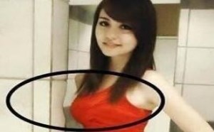 漂亮丰满的美女，可惜被墙出卖了