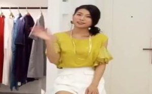 黄色衣服如何搭配裙子和裤子 美女特训班15